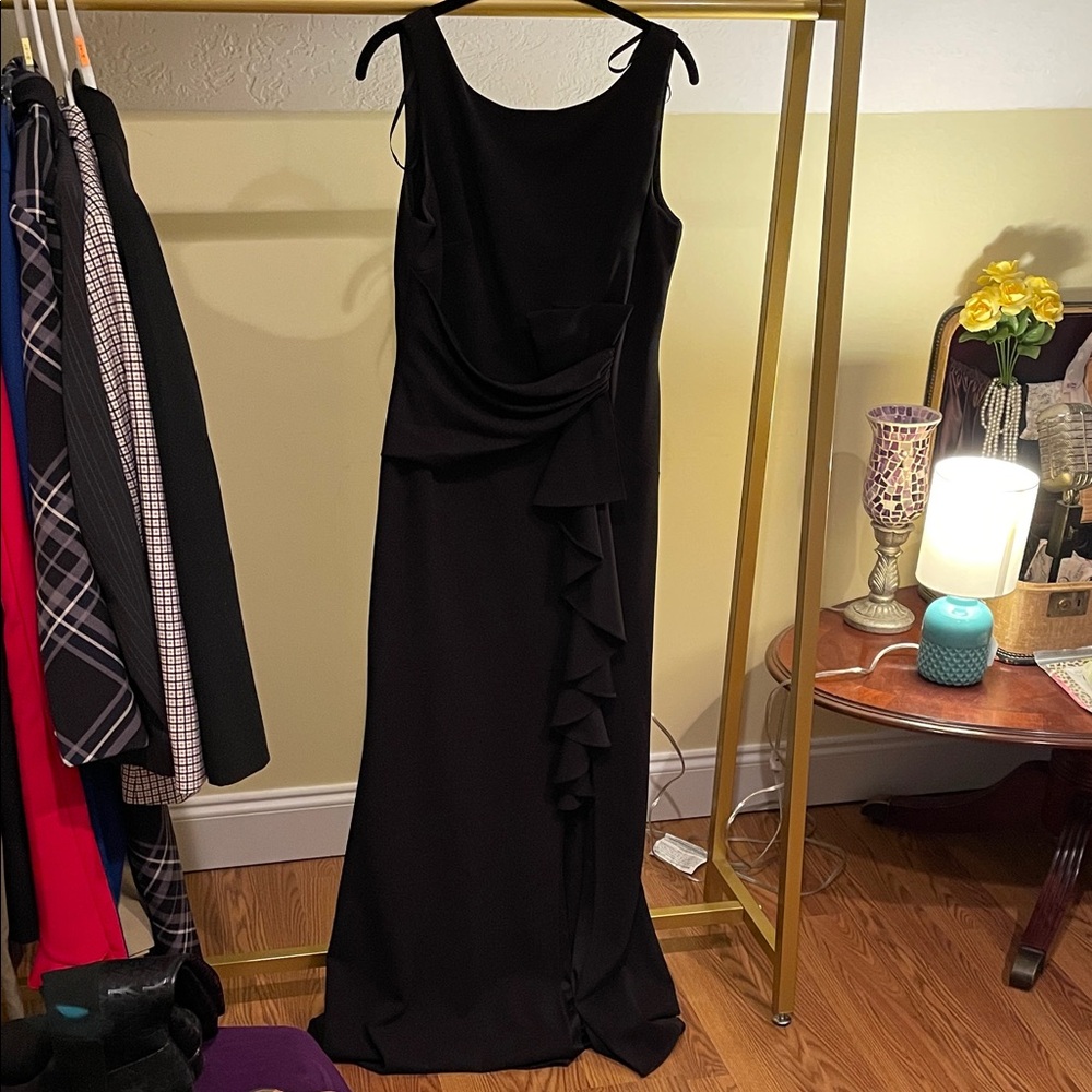 Betsy & Adam Elegant Black Maxi Dress